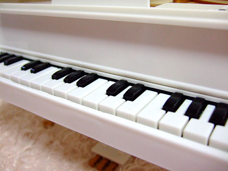 ピアノ　鍵盤